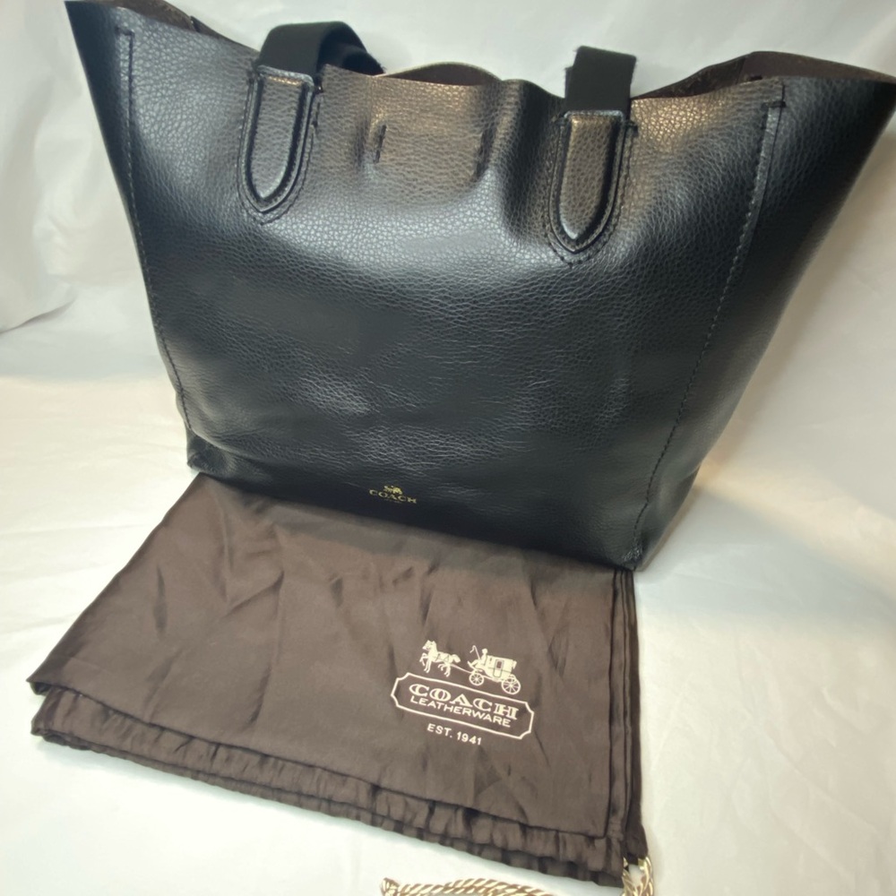 Coach Darby pebbled black leather tote bag - Picture 16 of 16